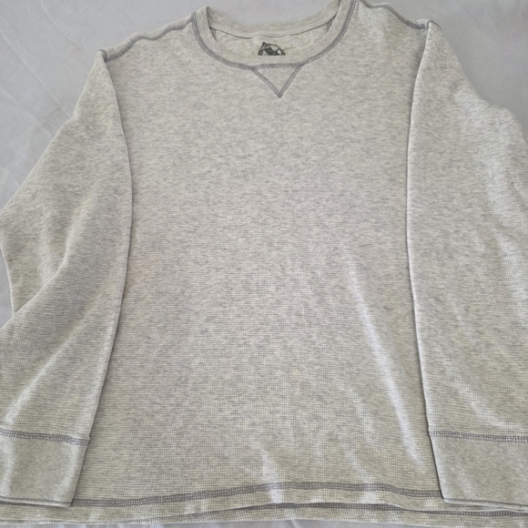 Eddie Bauer Men's Gray Sweater - Picture 6 of 7